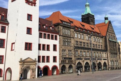 Das Rathaus hat bekannt gegeben: Die Bürgerservicestellen in Chemnitz bleiben in den nächsten Monaten geschlossen. Foto: Steffi Hofmann