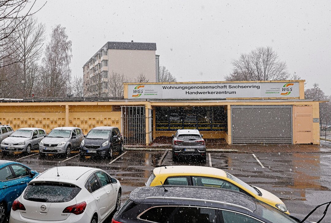Alte Kaufhalle in Oberlungwitz soll verschwinden - Die frühere Kaufhalle soll abgerissen werden. Foto: Markus Pfeifer