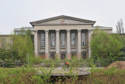 Am Kulturpalast in Chemnitz tut sich was - Der Kulturpalast in Rabenstein soll ab Mitte 2024 bezugsfertig sein. Foto: Steffi Hofmann