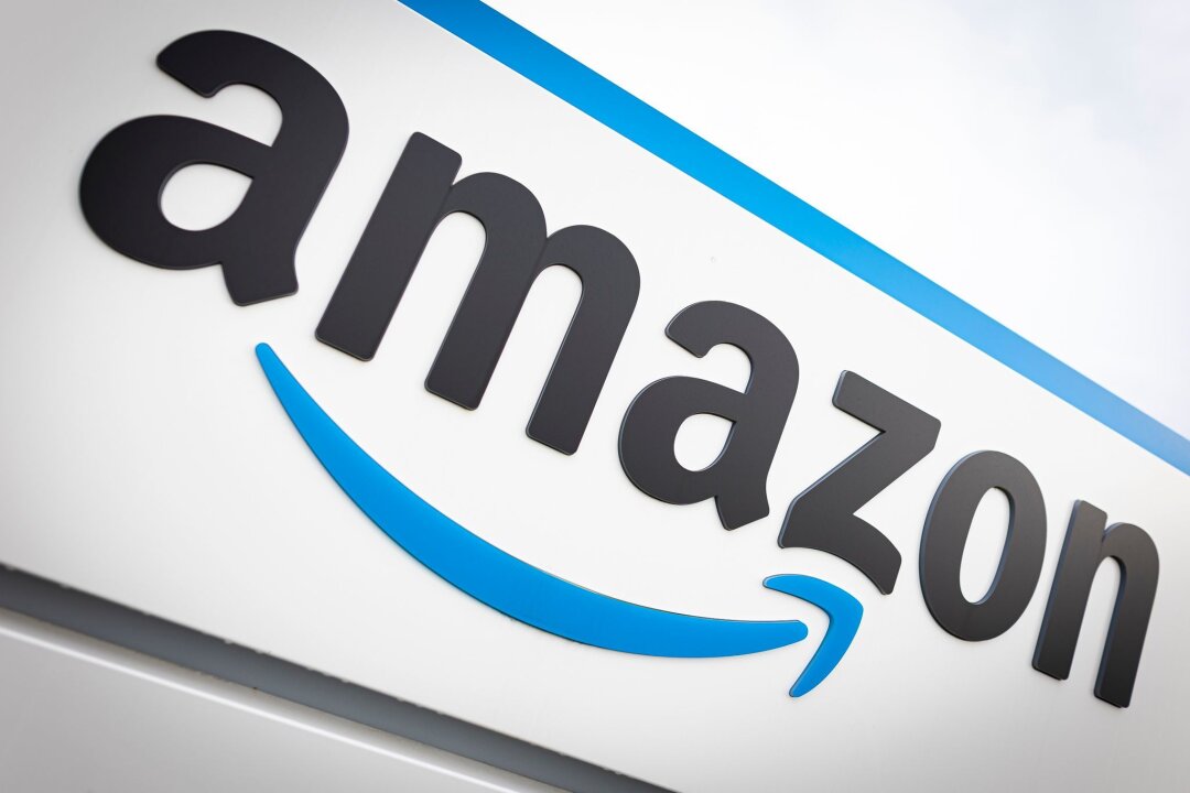 Amazon-Mitarbeiter zu Haftstrafen verurteilt - Zwei Amazon-Mitarbeiter sind nach Diebstählen zu Haftstrafen verurteilt worden.