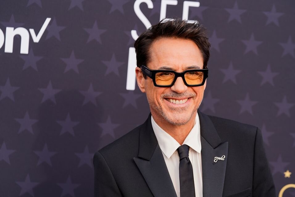 "Amüsant wie ein bettlägeriger Furz": Robert Downey Jr. sorgt mit Dankesrede für Lacher - Bei den Critics Choice Awards erhielt Robert Downey Jr. die Auszeichnung als bester Nebendarsteller.