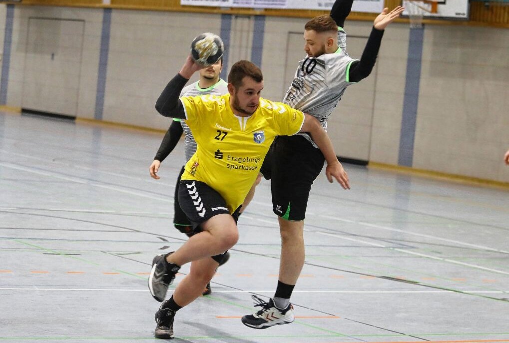 Annaberger Handballer verbuchen ersten Saisonsieg - Paul Alfred Zimmermann war mit 6 Toren einer der erfolgreichsten Spieler. Foto: Thomas Fritzsch