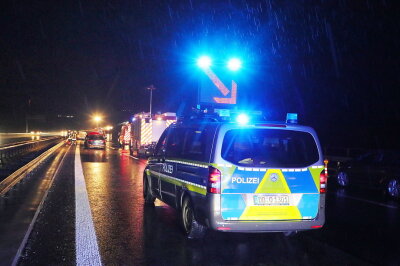 Polizei beim Unfall auf der A4 
