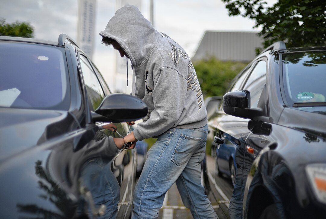 Autoeinbrüche in Radebeul: Unbekannte stehlen persönliche Gegenstände - Symbolbild. Foto: Polizeiliche Kriminalprävention der Länder und des Bundes