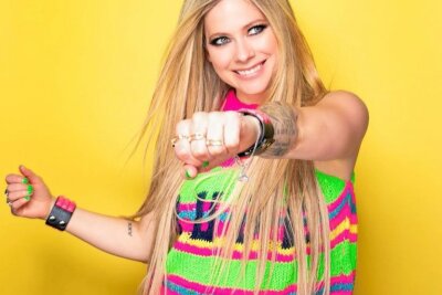 Avril Lavigne plauderte in "The Kelly Clarkson Show" aus dem Nähkästchen.