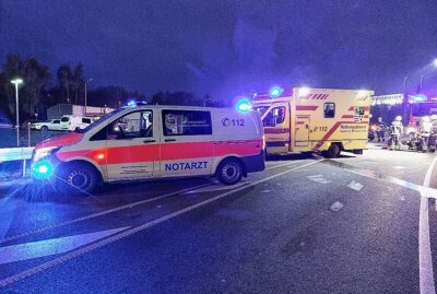 B173: Vier Verletzte nach schwerem Unfall in Freiberg - Vier Verletzte bei schwerem Unfall bei Freiberg. Foto: Marcel Schlenkrich