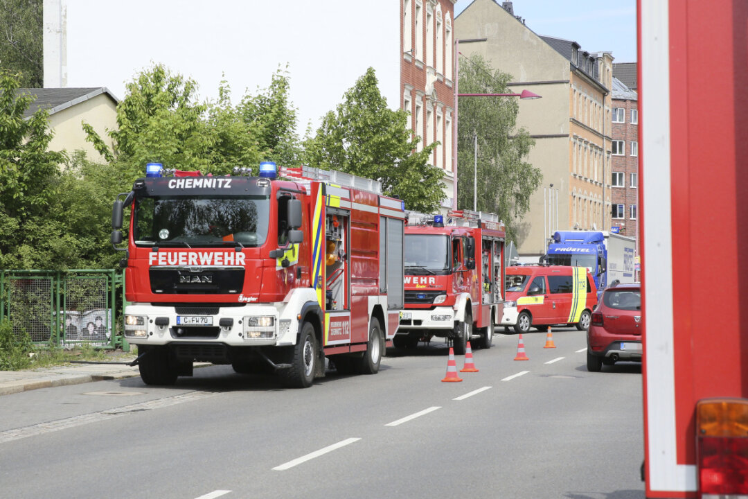 Baracken-Brand in Chemnitz - Warum es gestern in Chemnitz zum Brand der Baracke kam, ist bisher noch unbekannt.