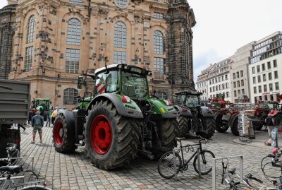 Bauernprotest in Dresden gegen die EU-Düngemittelpolitik - Am Mittwoch gab es in Dresden Bauernproteste gegen die EU-Düngemittelpolitik. Foto: Roland Halkasch