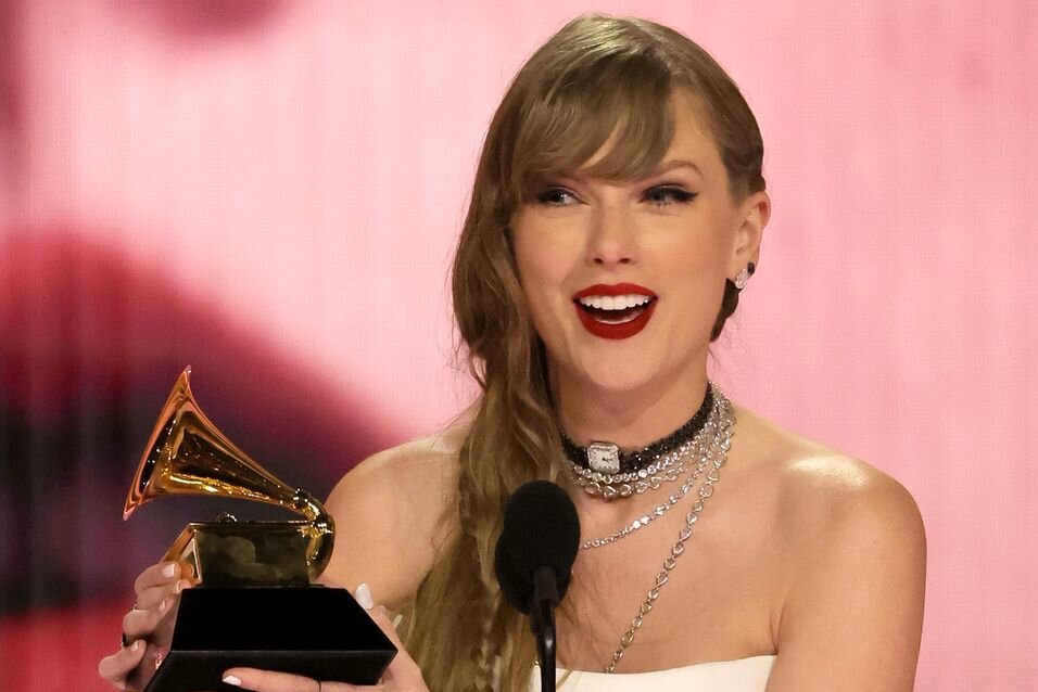 Bei den Grammys: Taylor Swift stellt Rekord auf - US-Sängerin Taylor Swift durfte sich zum vierten Mal über den Preis für das "Album des Jahres" freuen - ein Grammy-Rekord.