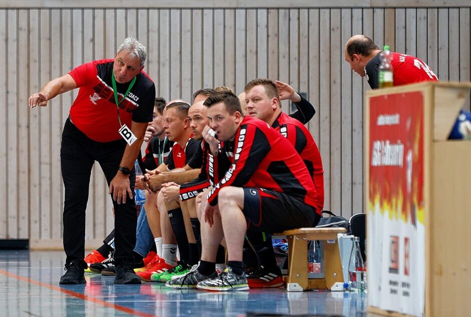Bernd Berthold (li.) ist der neue HSG-Trainer. Foto: Markus Pfeifer