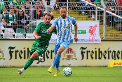 Beim Chemnitzer FC wird die personelle Lage akut - CFC-Kapitän Tobias Müller (r.) zählt aktuell zu den gesunden Kickern des CFC. Foto: Marcus Hengst