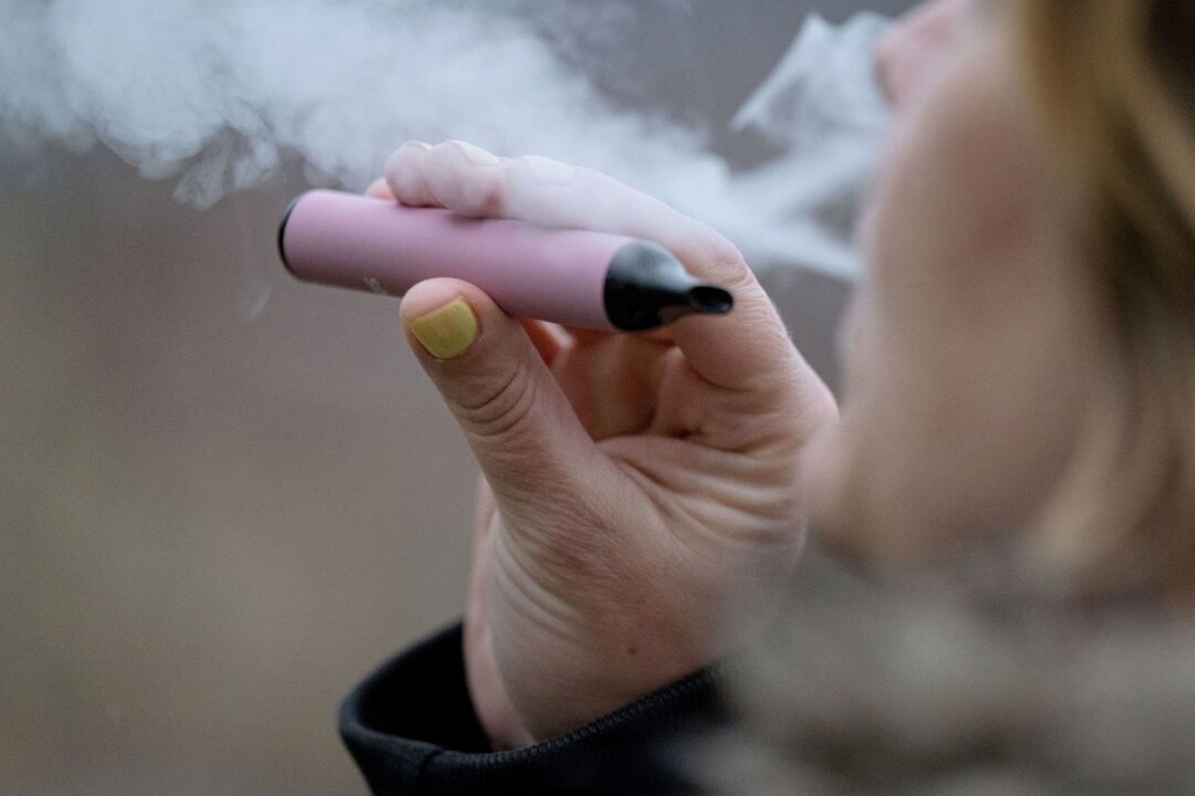 Belgien verbietet Einweg-E-Zigaretten - Einweg-E-Zigaretten werden nach der Benutzung zu Elektroschrott.