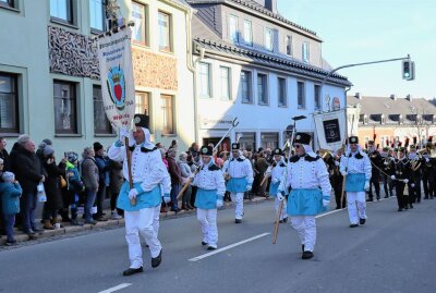 Bergparade in Thum lockte Tausende in die Stadt - Die Parade war ein voller Erfolg. Foto: Ilka Ruck