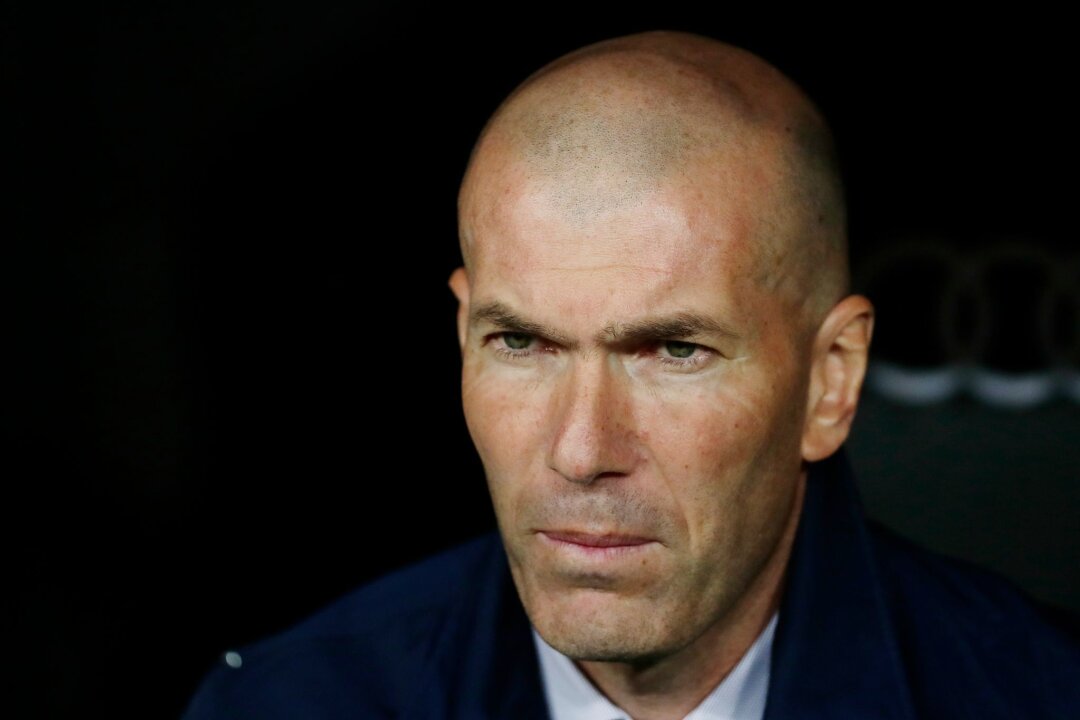 Bericht: Zidane beim FC Bayern kurz vor Vertragsunterschrift - Die französische Fußball-Legende Zinédine Zidane könnte Cheftrainer beim FC Bayern werden.