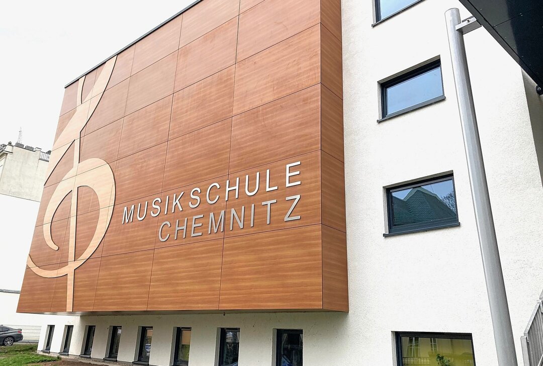 Berühmter Geiger und Pianist kommt nach Chemnitz - Kolja Lessing kommt in die Chemnitzer Musikschule.Foto: Steffi Hofmann