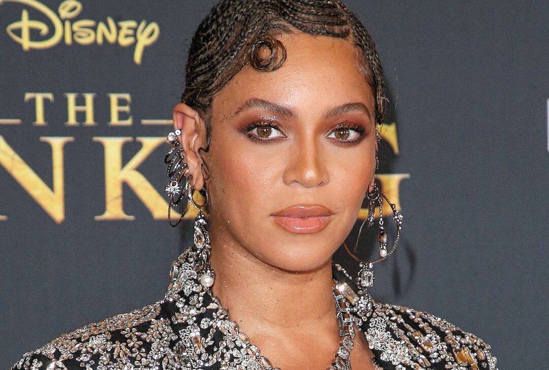 Beyoncé nackt auf Album-Cover: Reaktionen sind gespalten - Beyoncé veröffentlicht auf Instagram zwei verschiedene Versionen ihres Covers für ihr kommendes Album. Foto: Imago / Starface