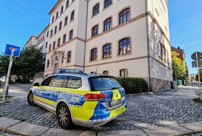 Bombendrohung? Bedrohungslage an Chemnitzer Oberschule - An einer Chemnitzer Oberschule herrscht eine Bedrohungslage. Foto: Harry Härtel/haertelpress