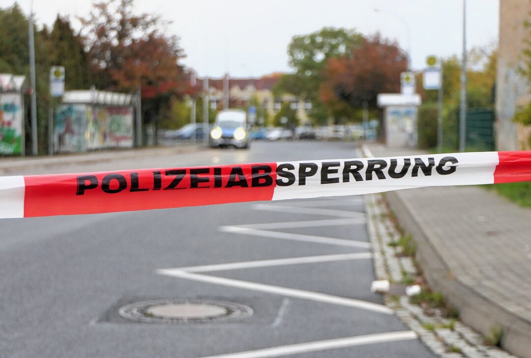 Bombendrohungen an drei weiteren sächsischen Schulen - In drei Schulen in Brandis gab es Bombemdrohungen. Foto: Sören Müller