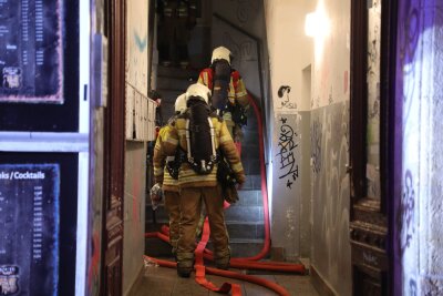 In Dresden kam es in einer Dachgeschosswohnung zu einem Brand. Foto: Roland Halkasch