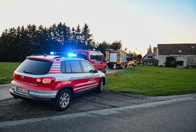 Brandserie in Sachsen geht weiter: Wer ist der Feuerteufel? - In Löbau brannte ein Holzstapel. Foto: LausitzNews.de/ Philipp Grohmann