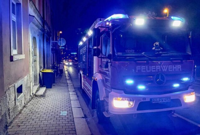 Brennende Waschmaschine sorgt für Feuerwehreinsatz in Aue - Auf der Schneeberger Straße in Aue brannte heute eine Waschmaschine. Foto: Daniel Unger