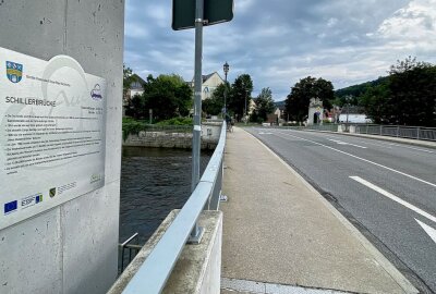 Brücken gehören prägend zum Stadtbild von Aue - Zu den beschilderten Brücken gehört unter anderem auch die Schillerbrücke. Foto: Ralf Wendland