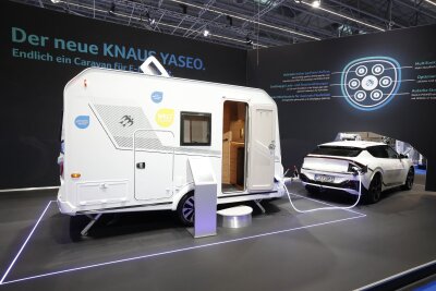Caravan Salon: Zwischen Dachzelt und rollender Villa - Für E-Autos als Zugfahrzeug: Ein gewichtsoptimierter Wohnwagen der Yaseo-Reihe von Knaus.