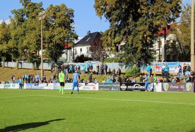 CFC kassiert Pokal-Blamage in Bischofswerda! - Aus Chemnitz waren etwas mehr als 200 Fans angereist. Foto: Marcus Hengst