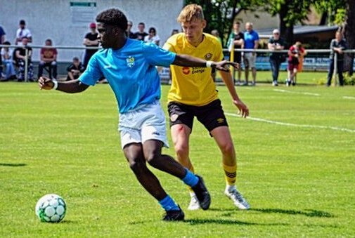 CFC-Nachwuchs: U17 holt souverän den Landespokal! - Stürmer Stephen Adjei Tabuaa steuerte einen Doppelpack bei. Foto: Marcus Hengst