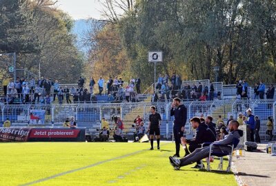 CFC: Punkteteilung im Paradies! - Nur 80 CFC-Fans begleitet ihr Team mit ins Ernst-Abbe-Sportfeld. Foto: Stefan Graupner / PB: Marcus Hengst