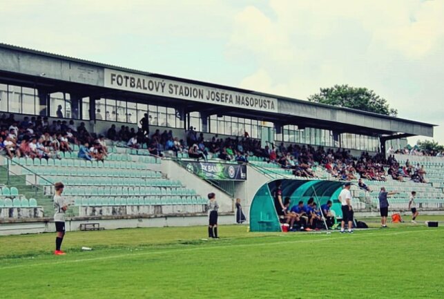 Gespielt wurde im "Fotbalový stadion Josefa Masopusta" in Most. Foto: Dominic Falke / PB: Marcus Hengst