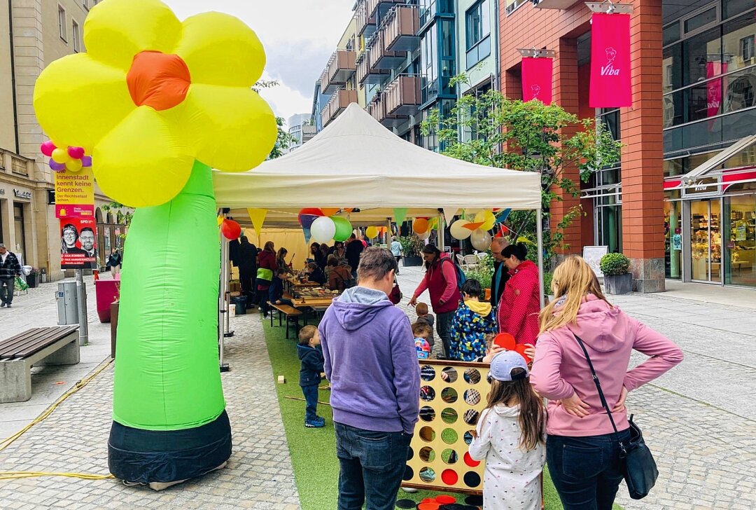 Chemnitz feiert Riesen-Kinderfest - Aktivitäten für die ganze Familie: Das Kinderfest am Samstag in Chemnitz. Foto: Steffi Hofmann