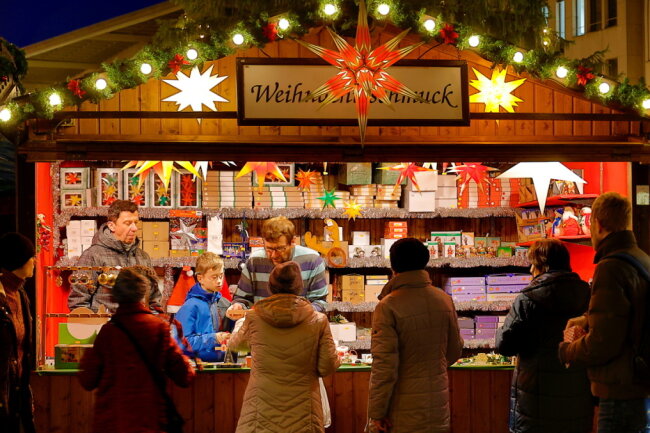 Chemnitz im Weihnachtsglanz: Endlich wieder Weihnachtsmarkt! - Weihnachtsmarkt in Chemnitz 2022. Foto: Harry Härtel