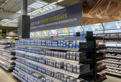 Chemnitzer Bau- und Gartenmarkt wurde modernisiert - Der Schrauben-Shop von SWG Schraubenwerk Gaisbach bietet ein riesiges Sortiment. Foto: Leitermann