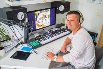Chemnitzer DJ stürmt die Popcharts - Die neue Single von Andy LaToggo schafft es auf Platz 2 der Deutschen Pop-Charts. Foto: Georg Ulrich Dostmann/ERZ-Foto