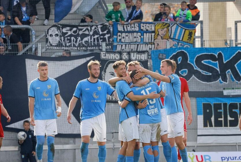 Chemnitzer FC fährt dritten Sieg in Folge ein - Torjubel beim CFC. Foto: Harry Haertel