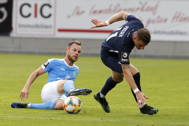 Chemnitzer FC wartet weiter auf den ersten Sieg - Tobias Müller (CFC) und Marcus Piossek (Meppen).