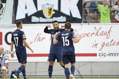 Chemnitzer FC wartet weiter auf den ersten Sieg - Torjubel bei Meppen.