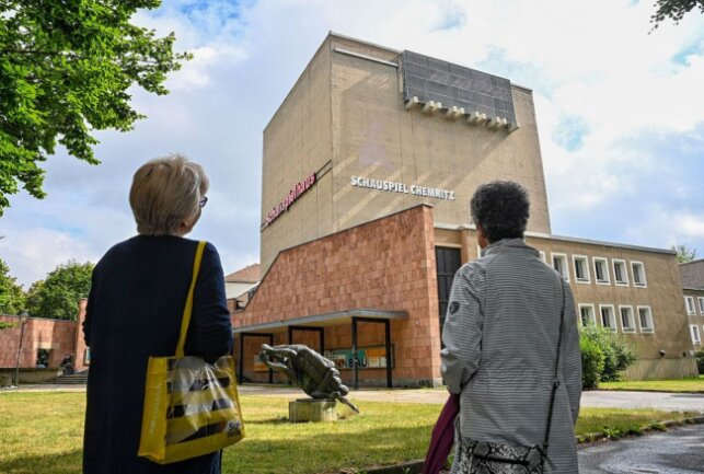 Chemnitzer Schauspielhaus erst 2026 wieder offen? - Steht dem Chemnitzer Schauspielhaus eine Sanierung bevor? Foto: Andreas Seidel