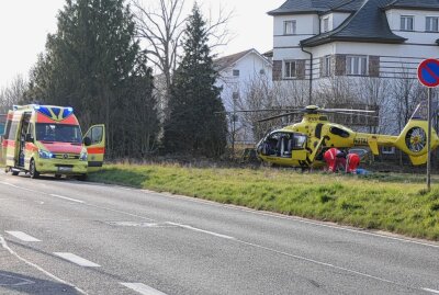 Colditz: Schwer verletztes Kind mit Rettungshubschrauber in die Klinik gebracht - Schwer verletztes Kind wurde mit Rettungshubschrauber in die Klinik geflogen. Foto: Sören Müller