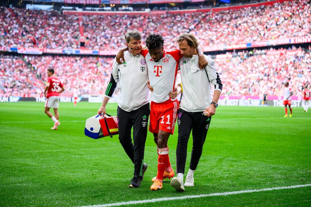 Coman als nächster Bayern-Angreifer verletzt - Bayerns Kingsley Coman musste im Spiel gegen Köln verletzt ausgewechselt werden.