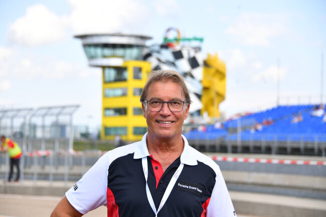 Als ehemaliger Rennfahrer kennt Altfrid Heger den Sachsenring ganz genau.