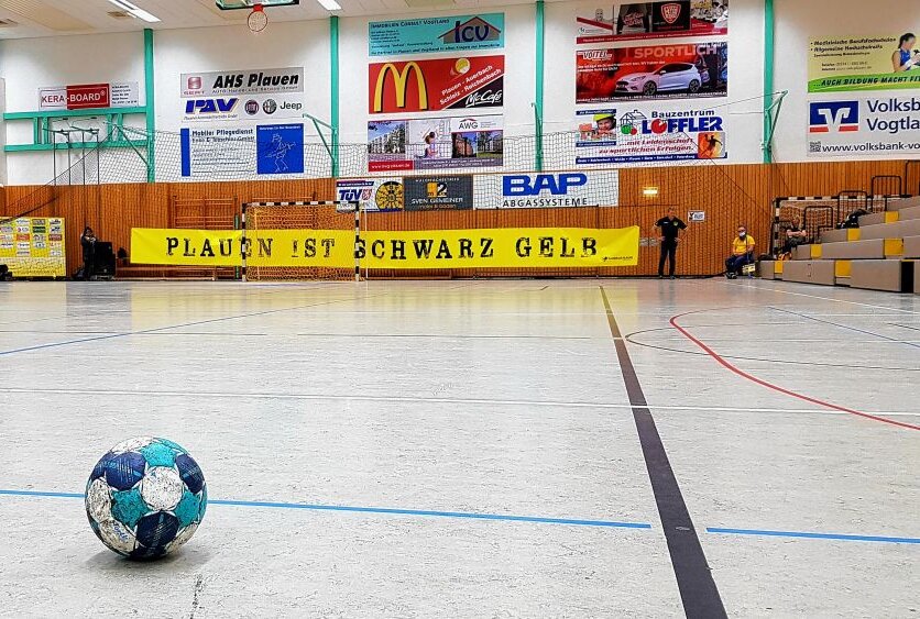 Wieder kein Handball in Plauen. Das Spiel zwischen Oberlosa und Hannover fällt aus. Foto: Karsten Repert