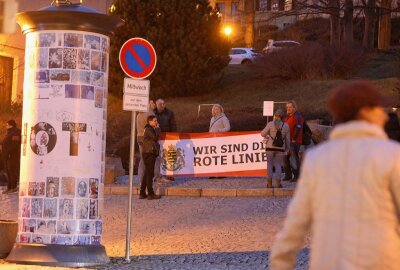 Corona-Proteste in Zwickau und Hohenstein-Ernstthal - Corona-Proteste in Hohenstein-Ernstthal. Foto: Andreas Kretschel