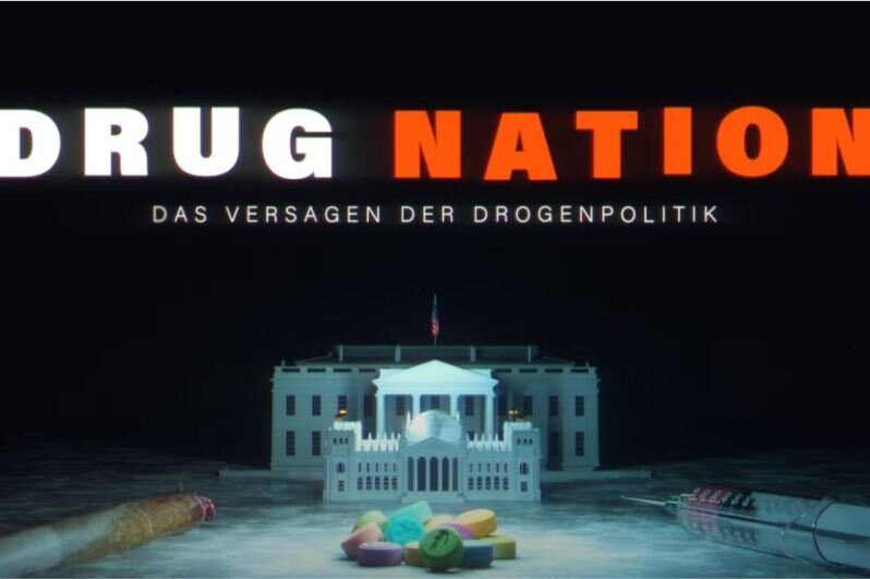 In der Dokumentation "Sollten wir alle Drogen legalisieren?" beschäftigen sich Simplicissimus, der SWR, die ARD und Funk mit der aktuellen Drogenpolitik.