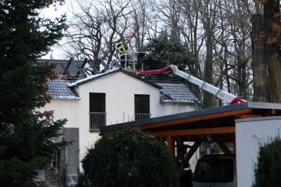 Am Sonntag brannte der Dachstuhl eines Einfamilienhauses. Foto: Sören Müller