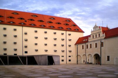 Das sind die 15 schönsten Burgen und Schlösser in Sachsen - Das Renaissanceschloss Schloss Freudenstein in Freiberg wurde im Jahr 1577 erbaut. Zu sehen gibt es die Ausstellung "terra mineralia" der TU Bergakademie Freiberg - die größte private mineralogische Sammlung der Welt.