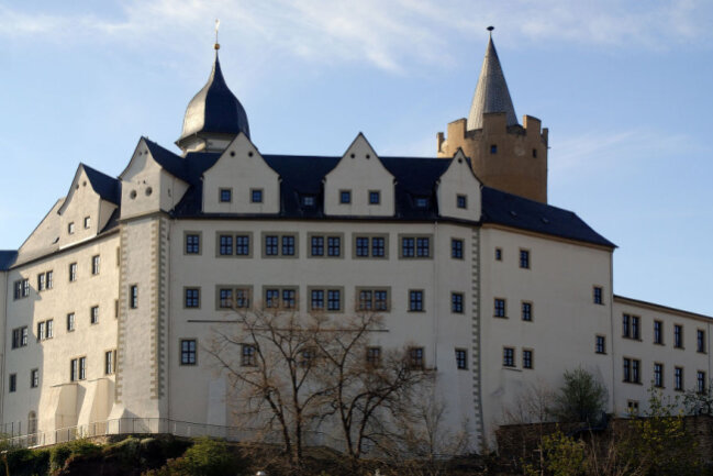 Auf Schloss Wildeck in Zschopau ist heute das Druckereimuseum, die Münzwerkstätte, Bibliothek und das Hochzeitszimmer zu sehen.