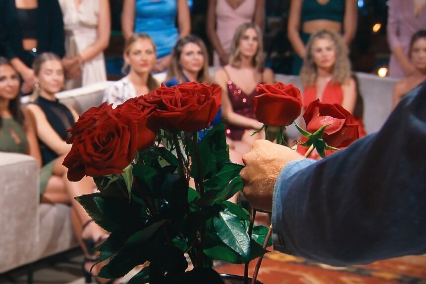 Die Dating-Show "Der Bachelor" geht bald in die nächste Runde. Bereits 12 Junggesellen sind im deutschen Fernsehen auf die Suche nach der großen Liebe gegangen. Sind sie noch mit ihrer Auserwählten zusammen?