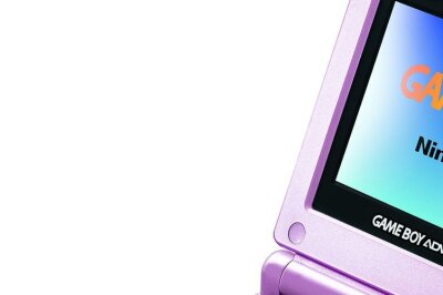 Das sind die meistverkauften Konsolen der Welt - Der Nachfolger des Game Boy hörte auf den Namen Game Boy Advance. In seiner gesamten Lebensspanne, die 2001 begann, verkauften sich alle Varianten des GBA über 81,5 Millionen Mal.